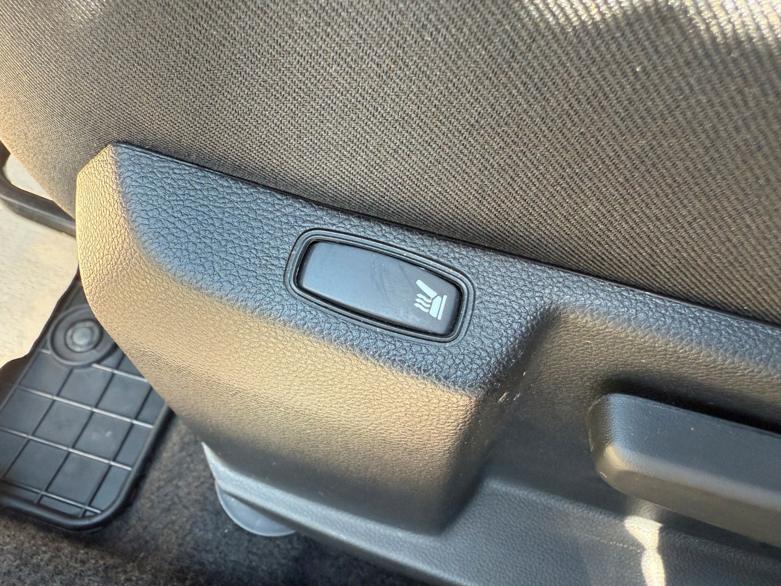 Dacia Duster II Journey TCe 150 EDC - Samsaru's Car Outlet