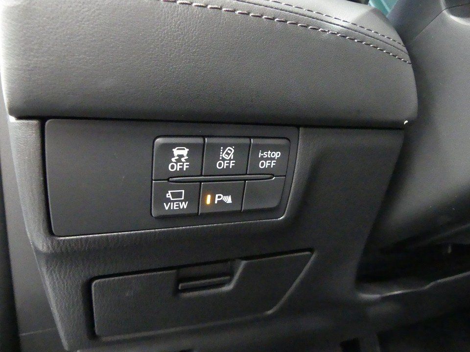 Mazda 6 2.0 Exclusive Line - LED - 1. Hand - HU neu -