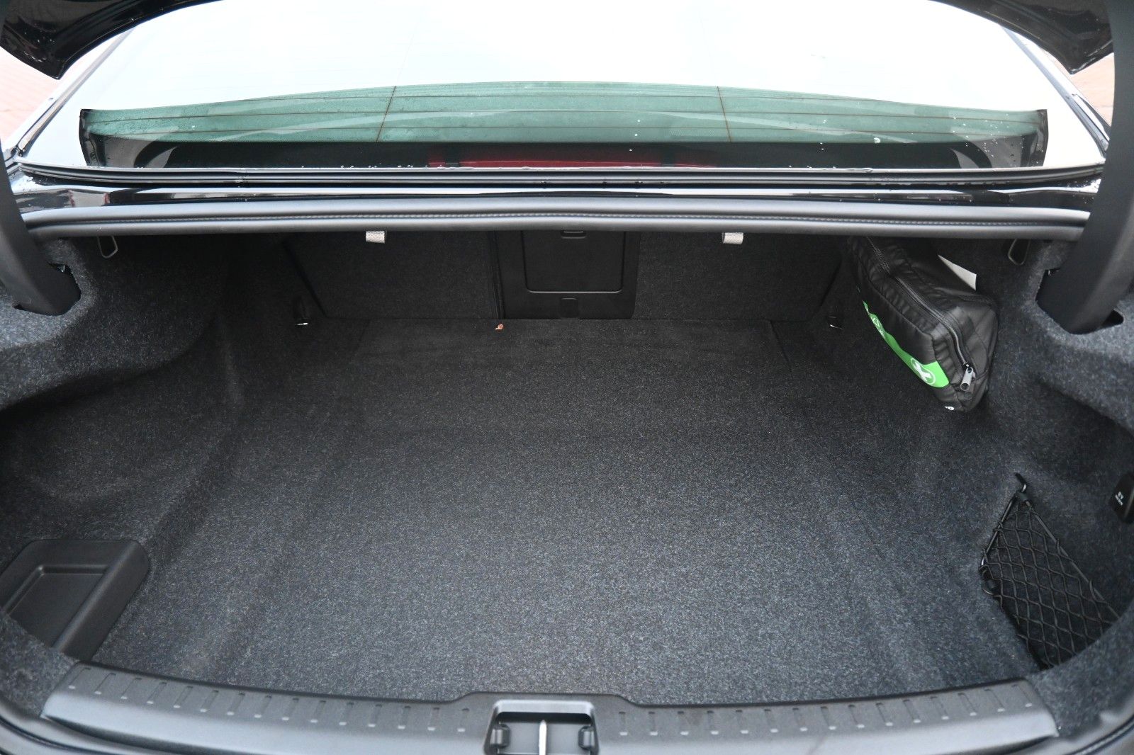 Volvo S60 B4 B DSG Plus Dark*STHZG*360°*PANO*ACC*AHK