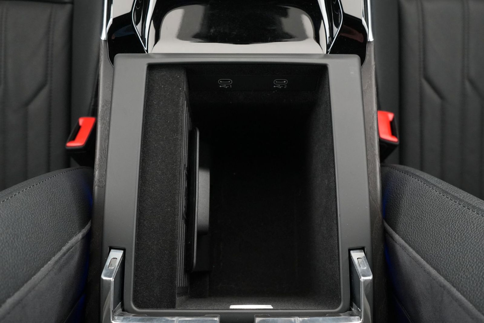 Audi A8 50 TDI qu. - Samsaru's Car Outlet