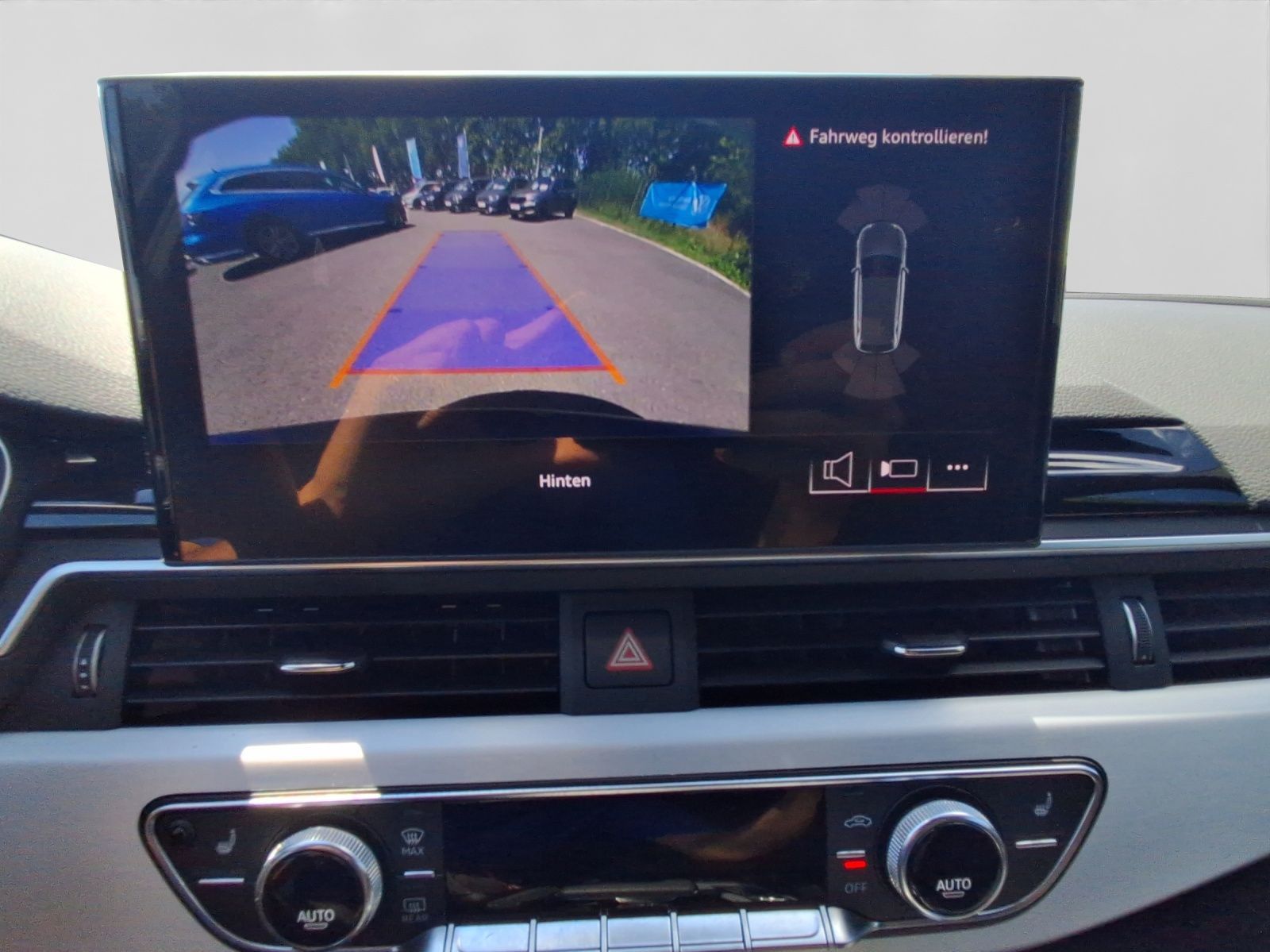 Audi A4 Avant 40 TFSI Q 2x S LINE MATRIX AHK LM19 KAM