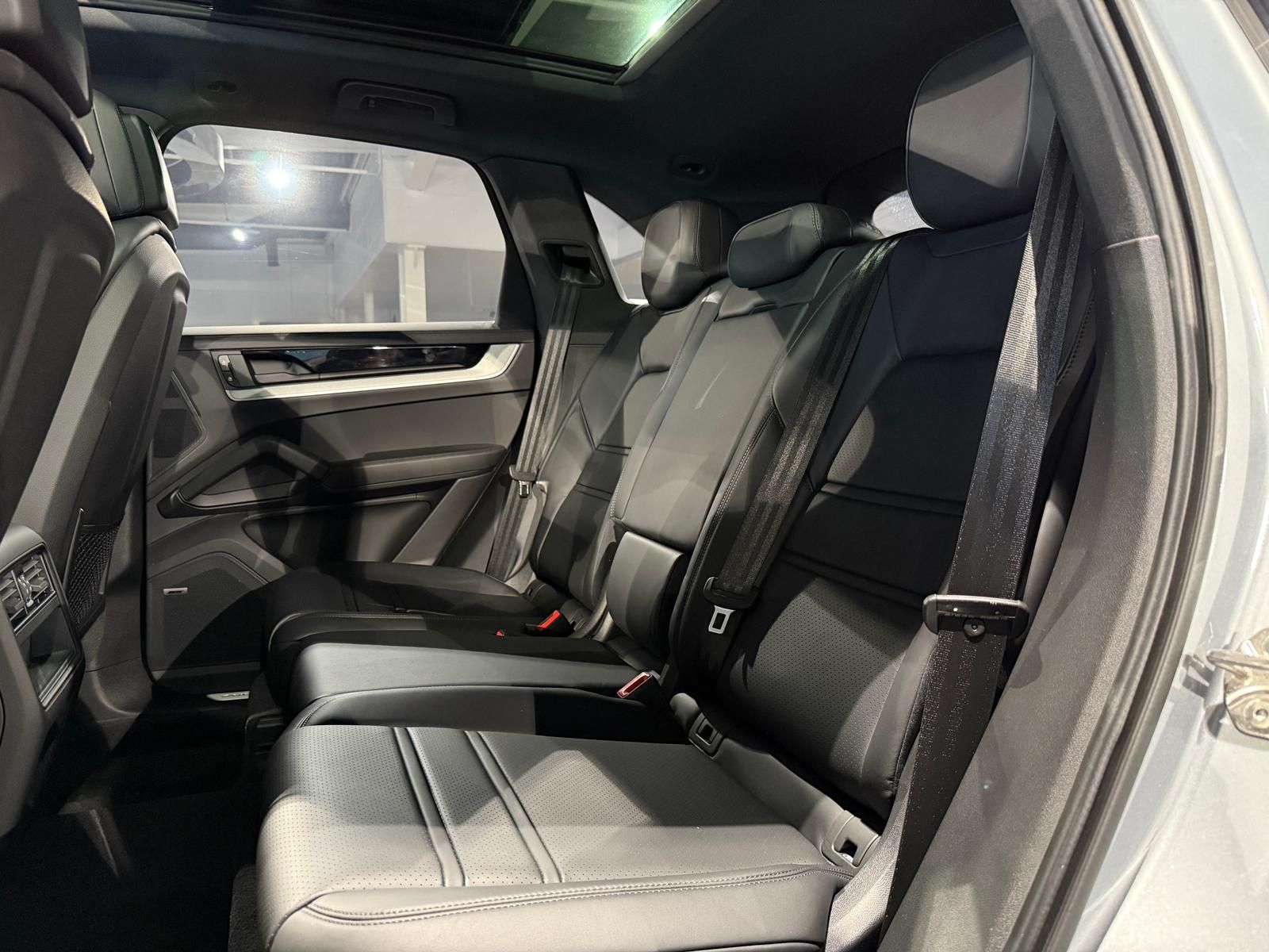 Porsche Cayenne S *Sport-Design*Chrono*Pano*HuD*StHzg