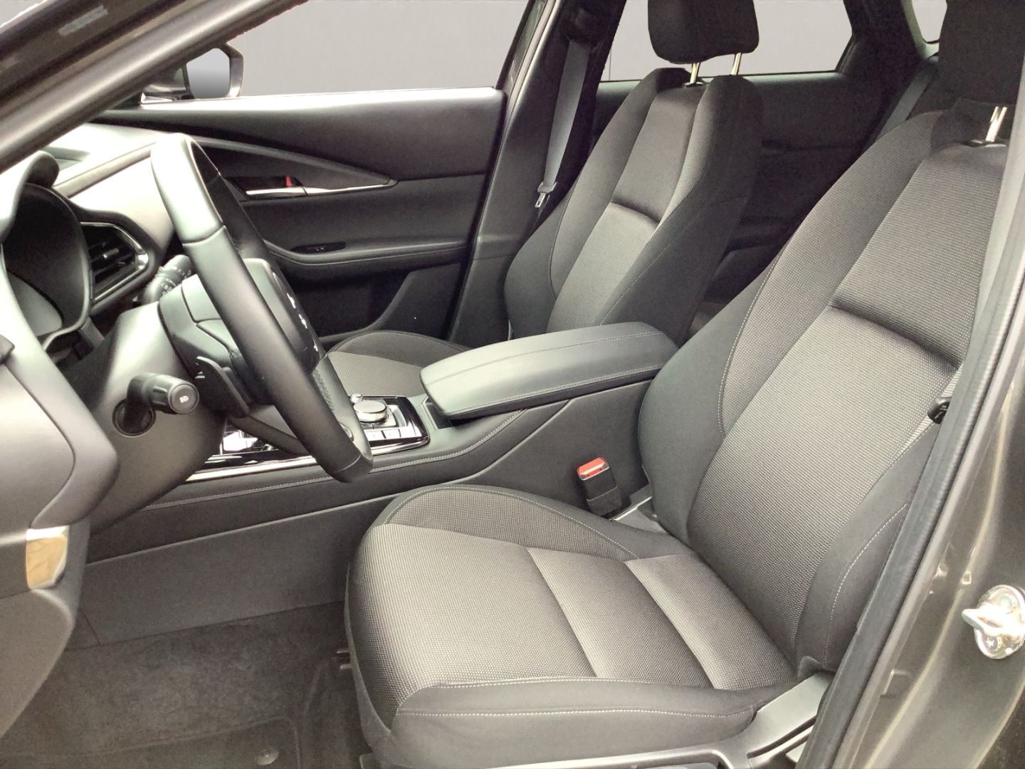 Mazda CX-30 SKYA-G CENTER-LINE+DESIGN-P+GJ-RÄDER !!