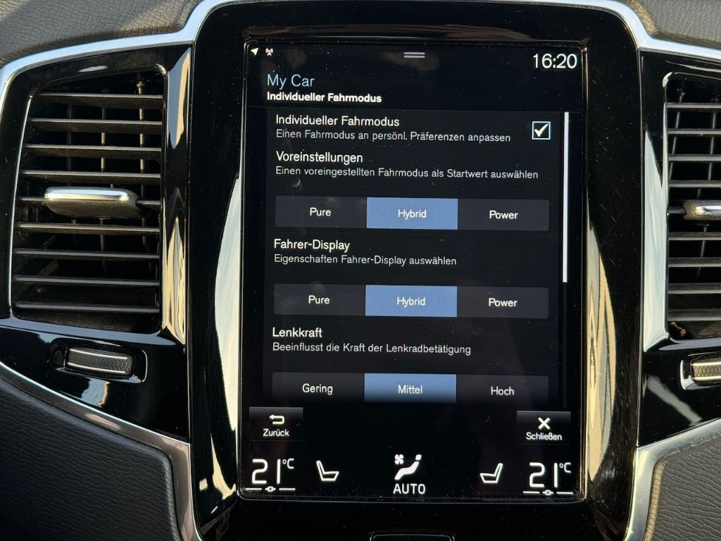 Volvo XC90 Inscription Expression Recharge Plug-In Hyb