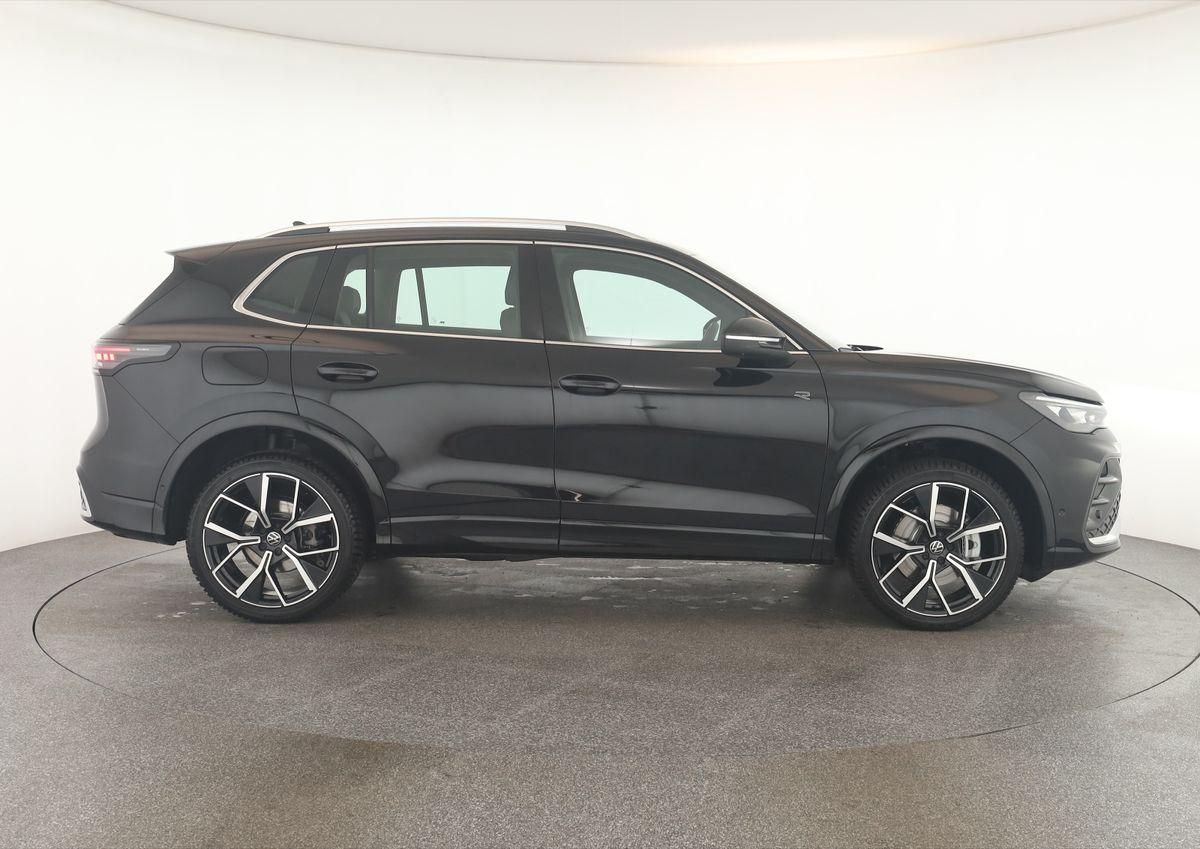 Volkswagen Tiguan 2.0 TDI 4M DSG R-Line Leder Pano Navi 360