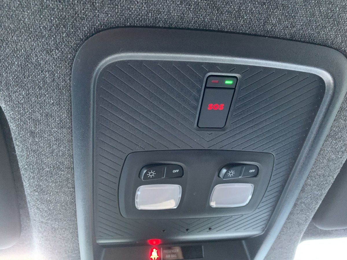 Dacia Duster HYBRID 140 - Samsaru's Car Outlet