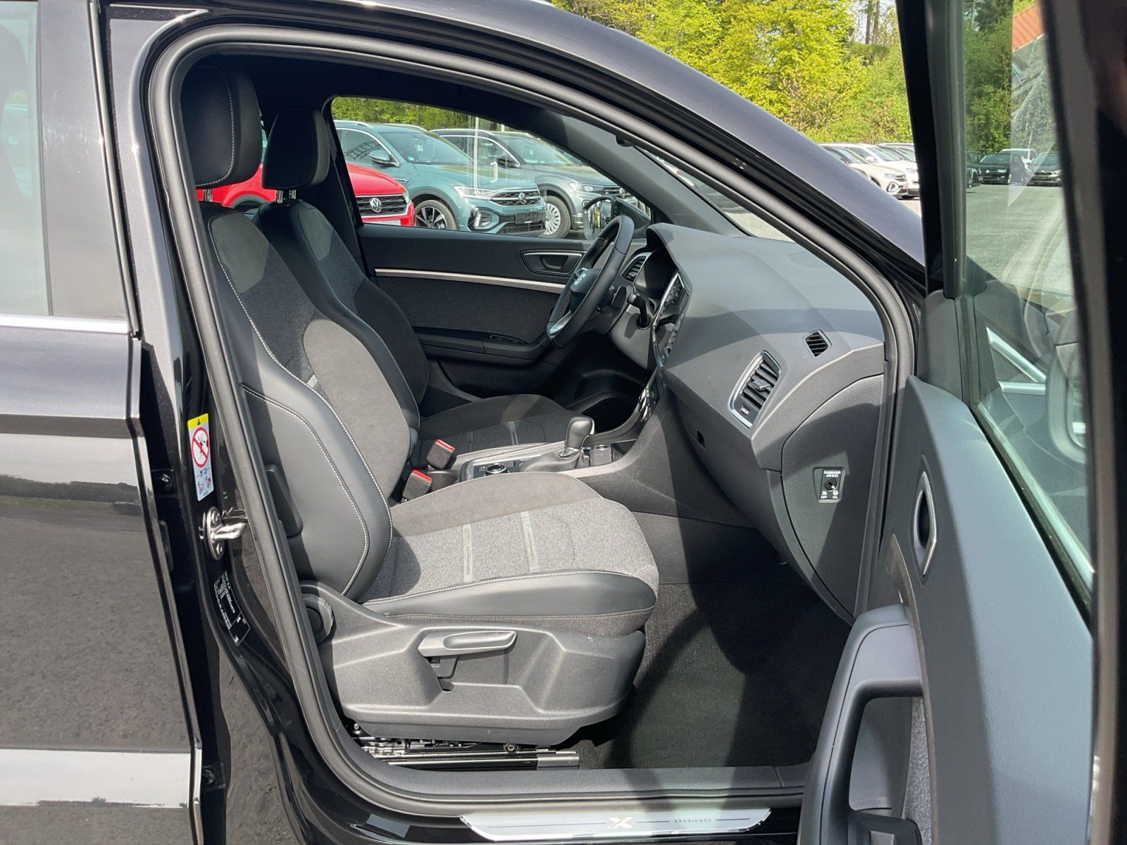 Seat Ateca 2.0 TDI DSG Xperience AHK LED NAVI SHZ PDC