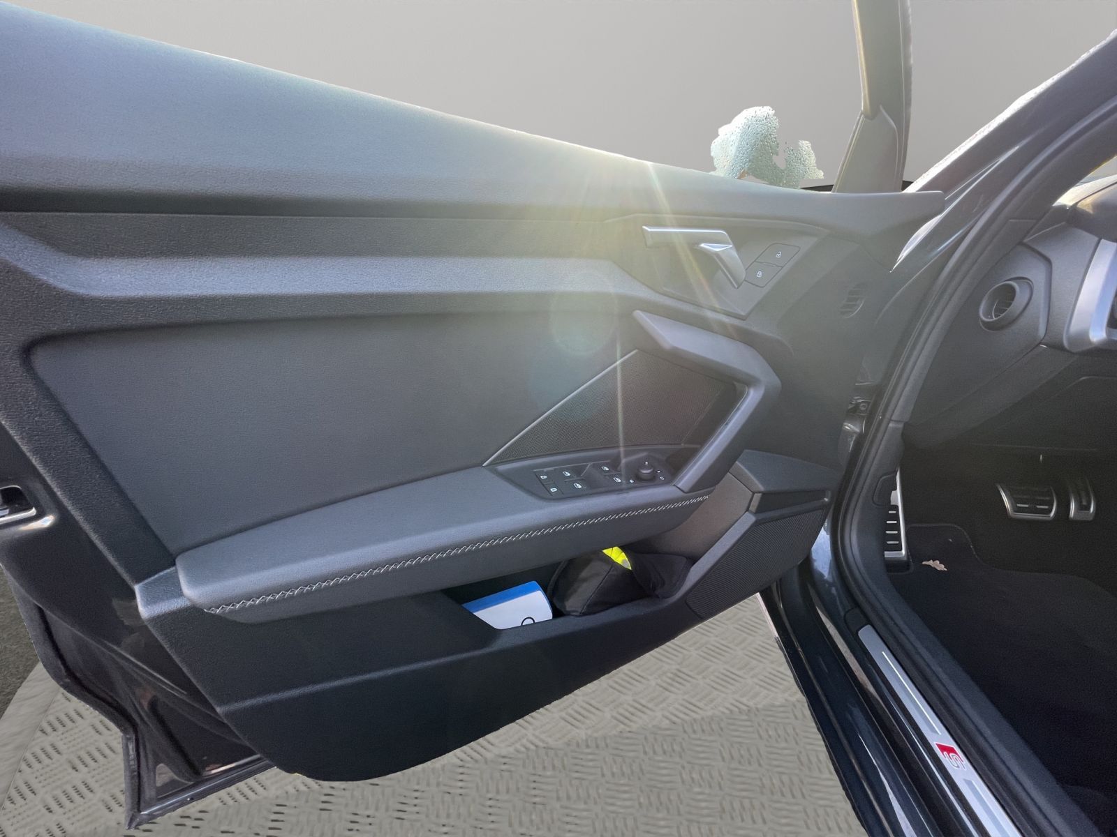 Audi A3 Sportback 30 TFSI LED Navi PDC+ Teilleder