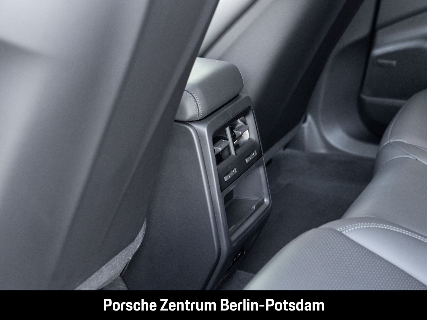 Porsche Macan Turbo LED-Matrix Surround-View InnoDrive