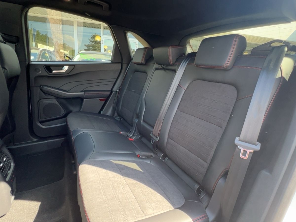 Ford Kuga PHEV St-Line X - Samsaru's Car Outlet
