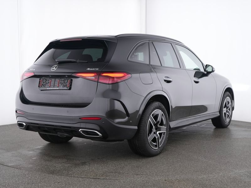 Mercedes-Benz GLC 300de AMG PremiumPlus +Night+AHK+Nappa+Distr