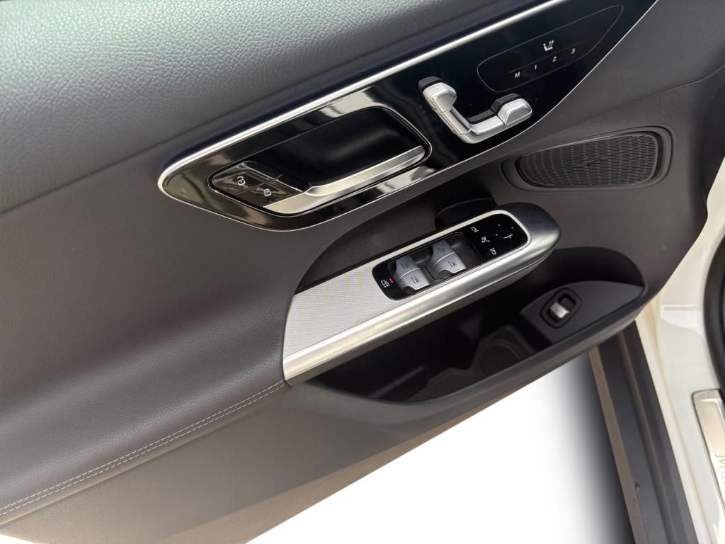Mercedes-Benz GLC 300 de 4M - Samsaru's Car Outlet