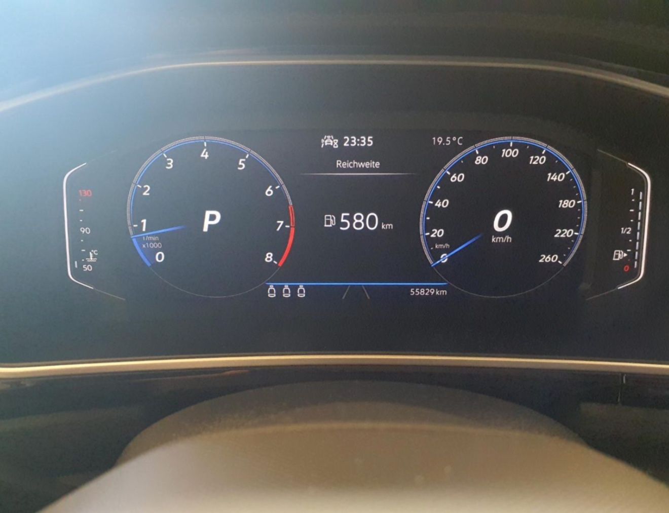 Volkswagen T-Roc R-Line 1.5 TSI DSG - Samsaru's Car Outlet