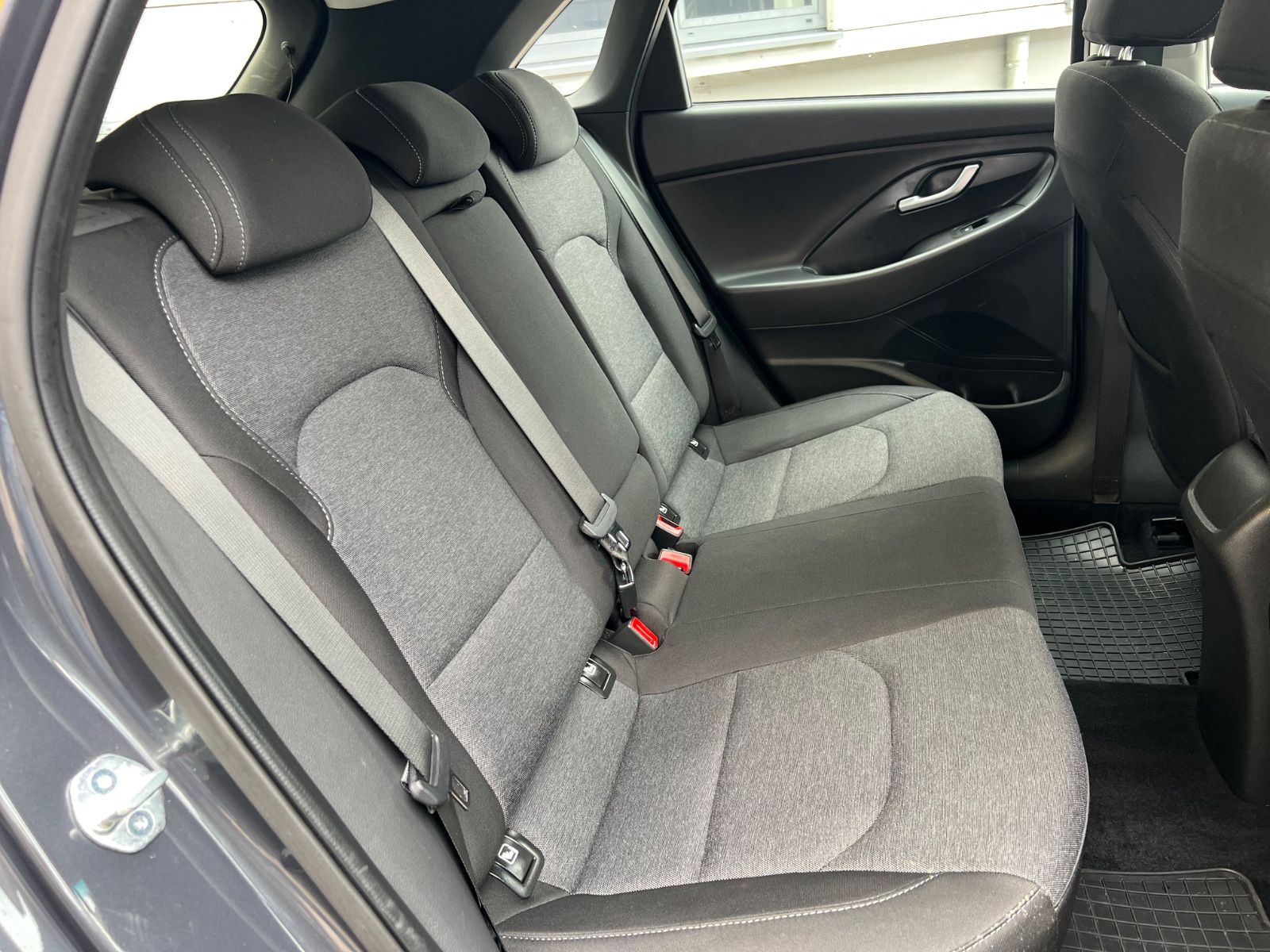 Hyundai i30 Trend Mild-Hybrid - Samsaru's Car Outlet