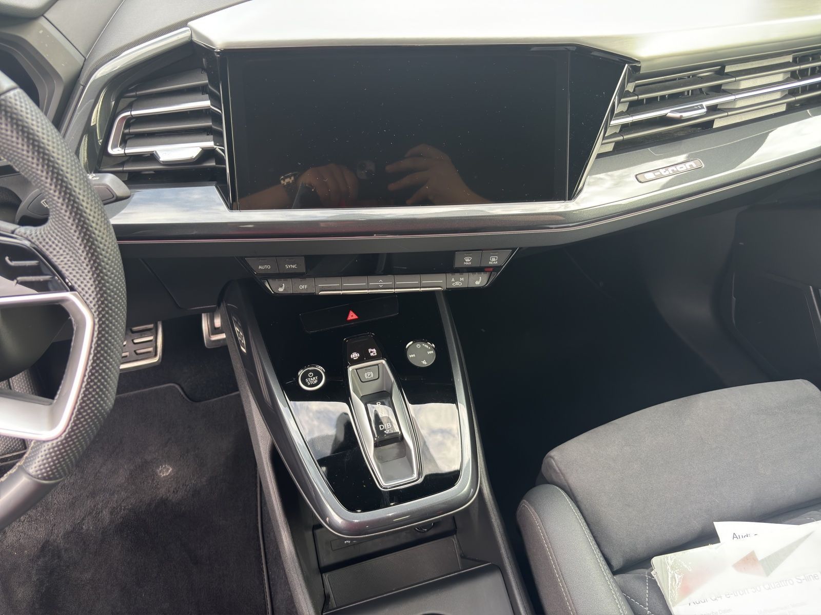 Audi Q4 e-tron 50 Quattro S-line KLIMA NAVI RFK SHZ A
