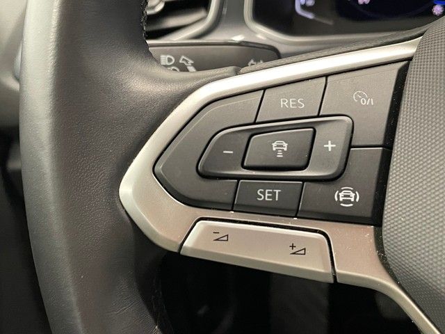 Volkswagen T-Roc 1.0 TSI - Samsaru's Car Outlet