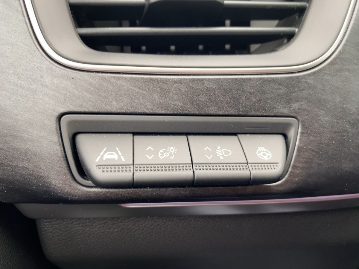 Renault Arkana 1.3 TCe 160 Mild-Hybrid - Samsaru's Car Outlet