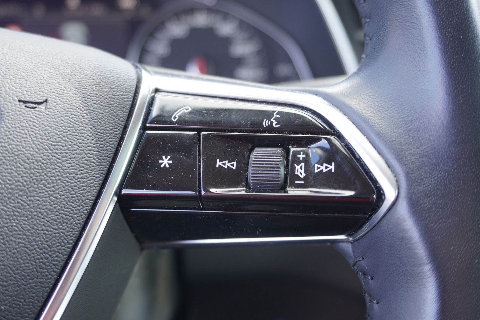 Audi A6 Avant 45 TDI quattro sport S-Tronic - Samsaru's Car Outlet