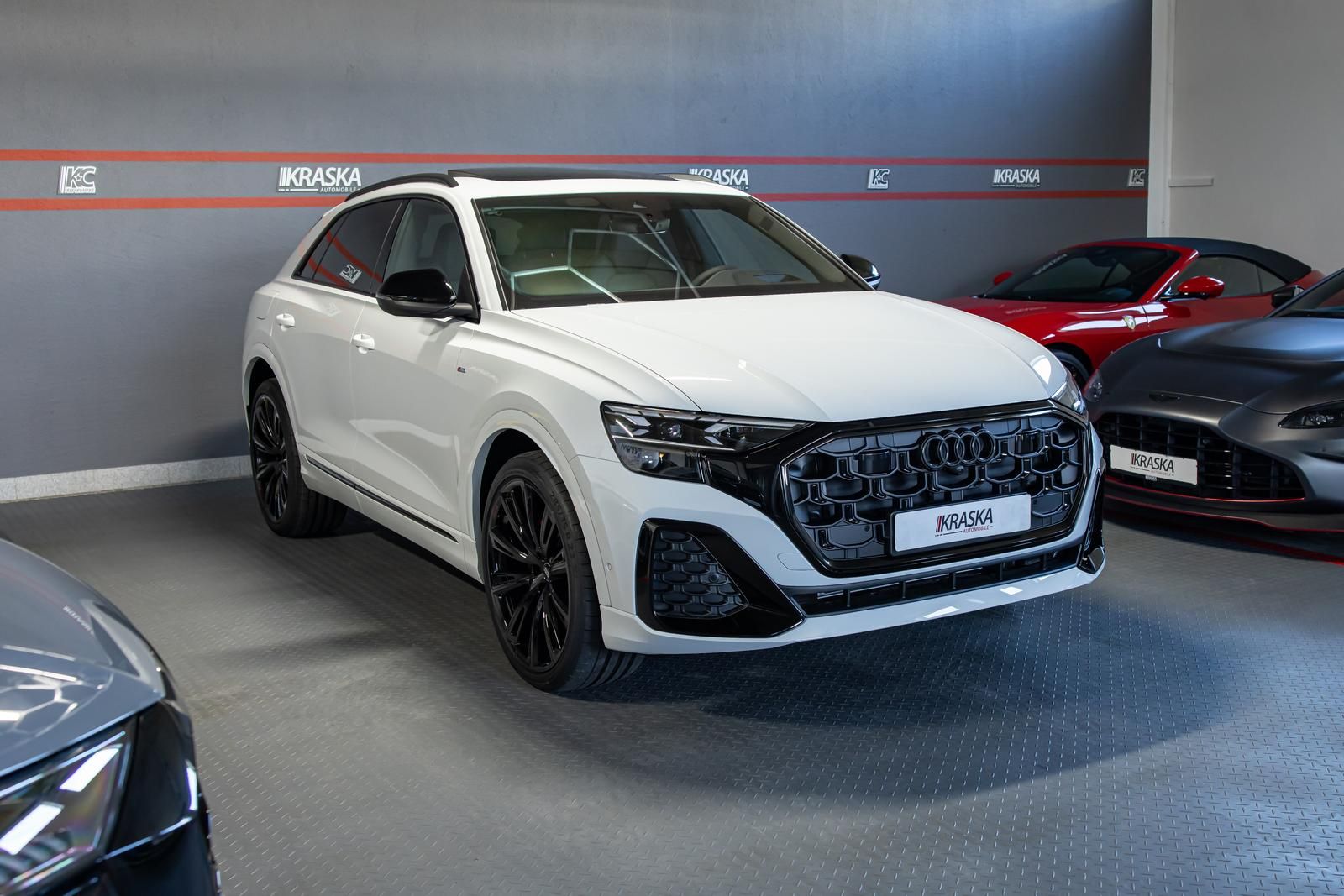 Audi Q8 50 TDI quattro S-Line - Samsaru's Car Outlet