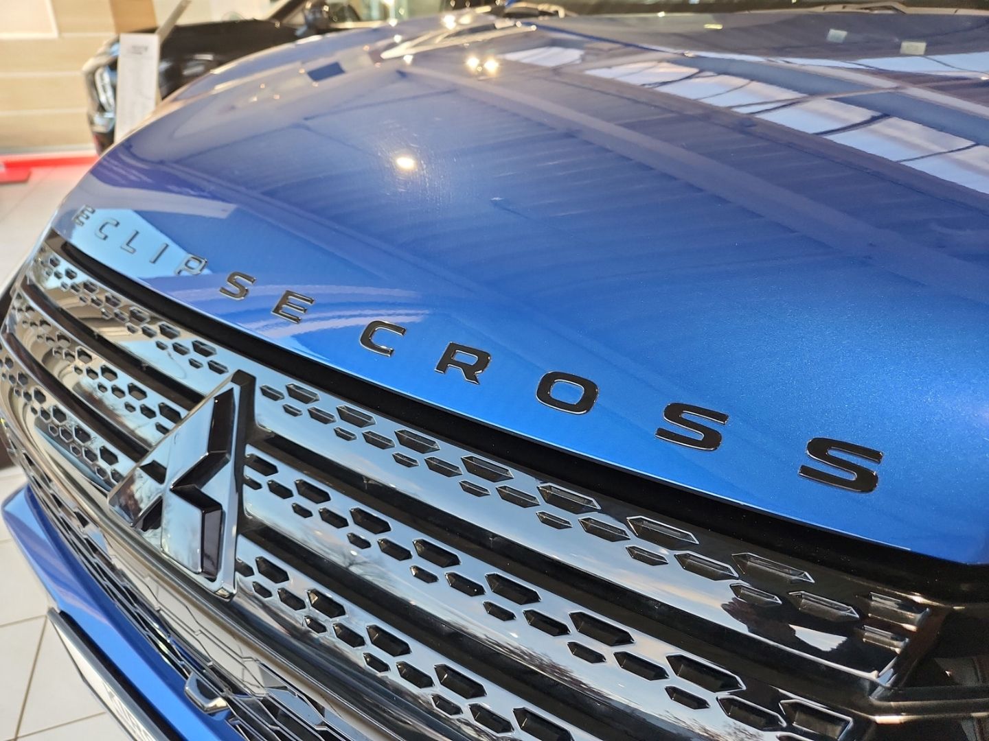 Mitsubishi Eclipse Cross Plug-In Hybrid Select Black WR Gar