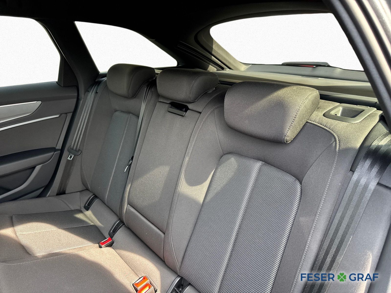 Audi A6 Avant 40 TDI qu. S line - Samsaru's Car Outlet