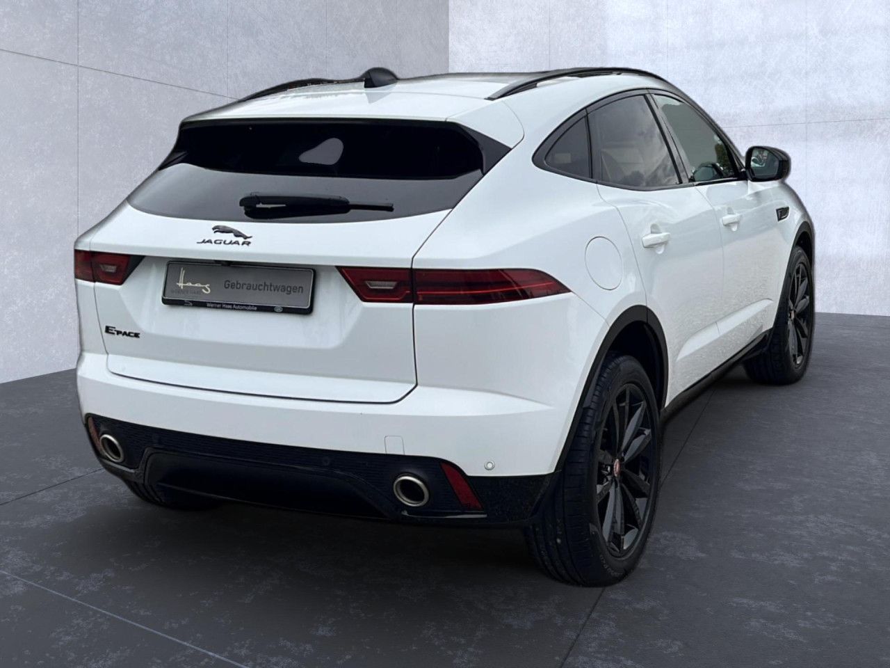 Jaguar E-Pace P250 AWD R-Dynamic Black