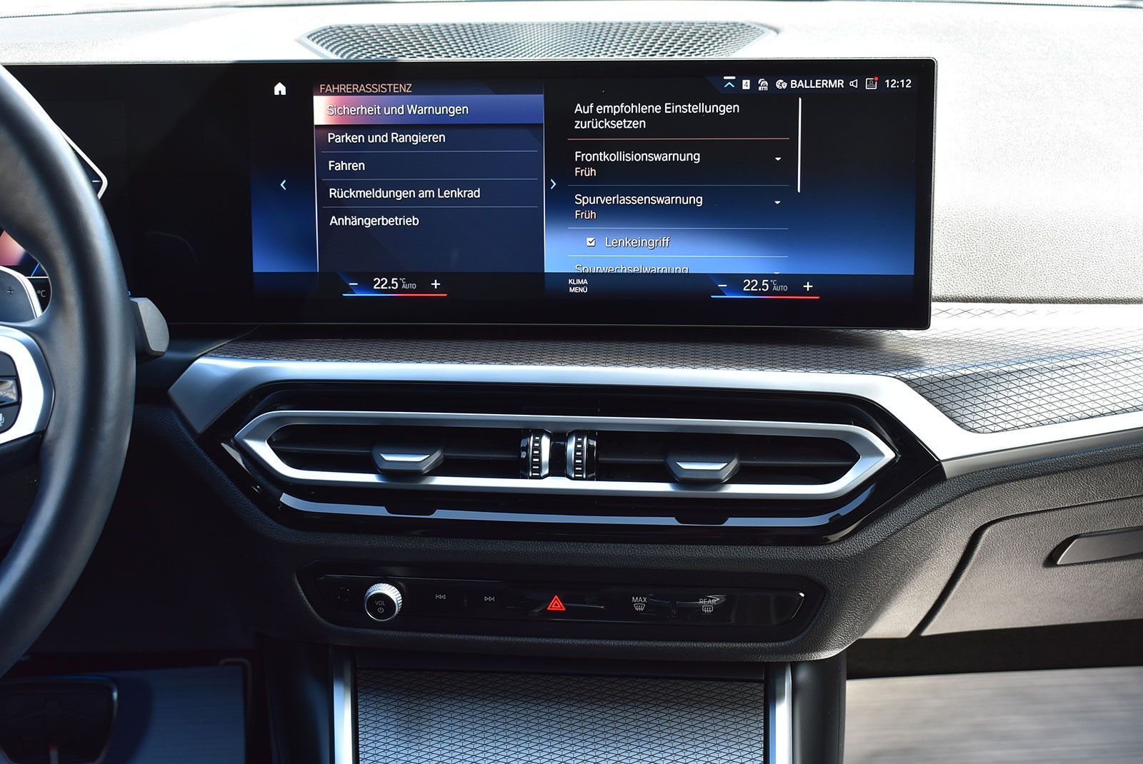 BMW 320d xDrive M Sport - Samsaru's Car Outlet