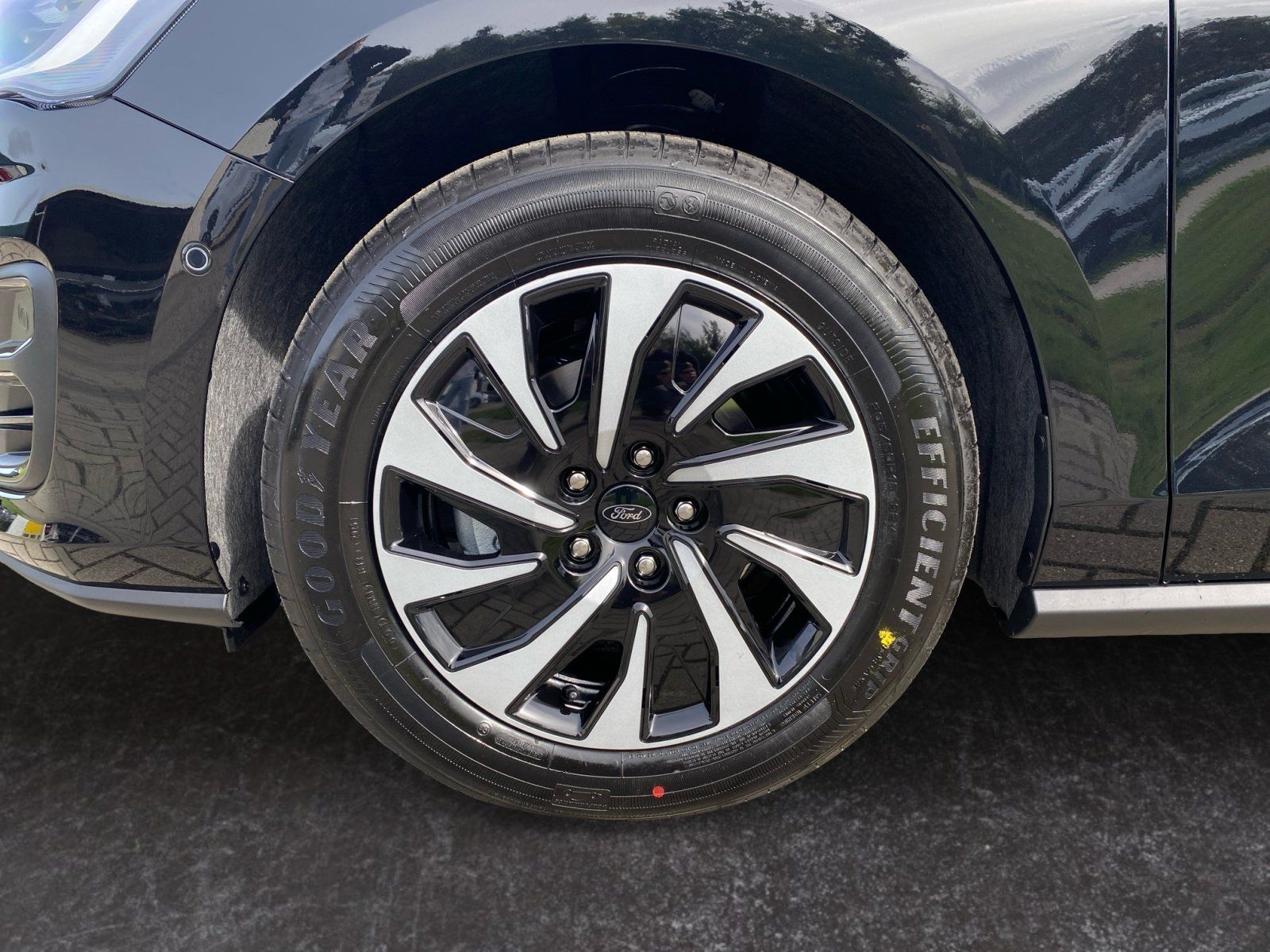 Ford Focus Titanium Edition 1.0 EcoBoost ACC PDC KAM