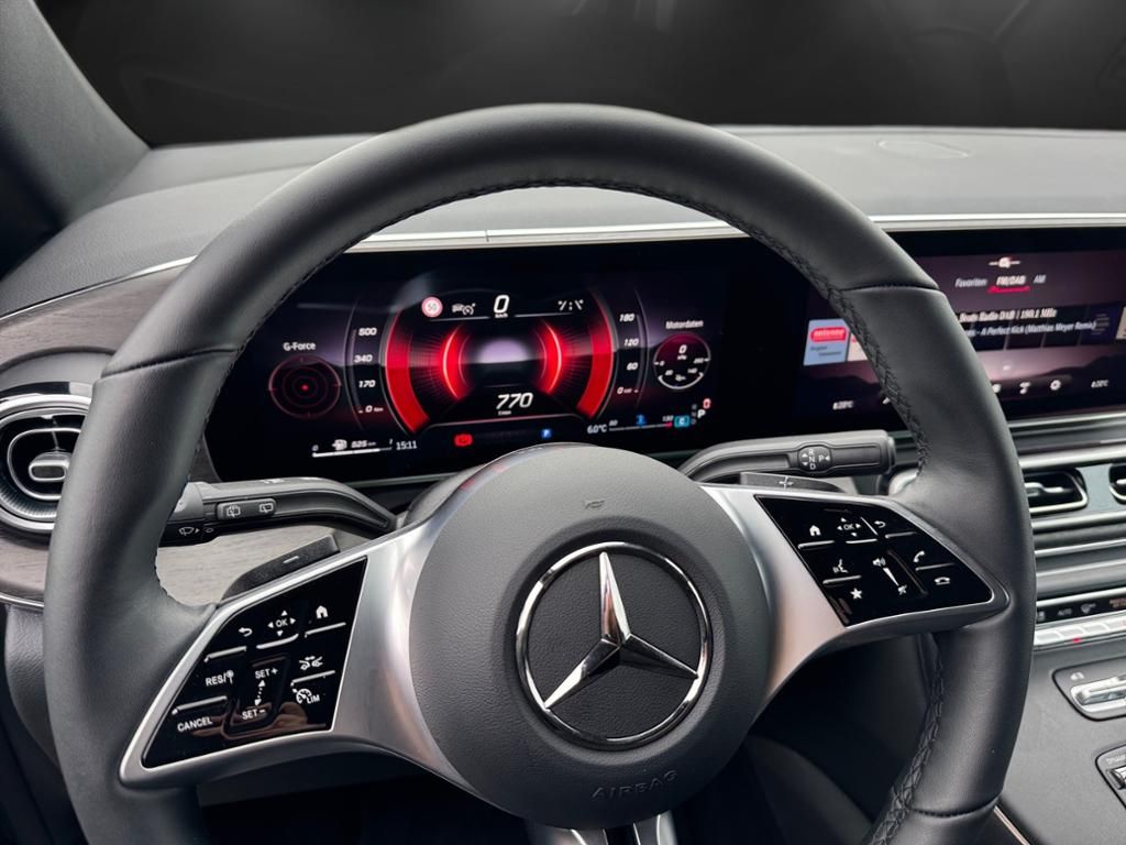 Mercedes-Benz V 300 d Avantgarde - Samsaru's Car Outlet