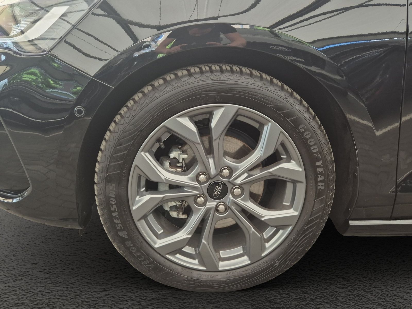 Ford Focus ST-Line X Turnier Aut.*AHK*ACC*HUD*KAM*NAV