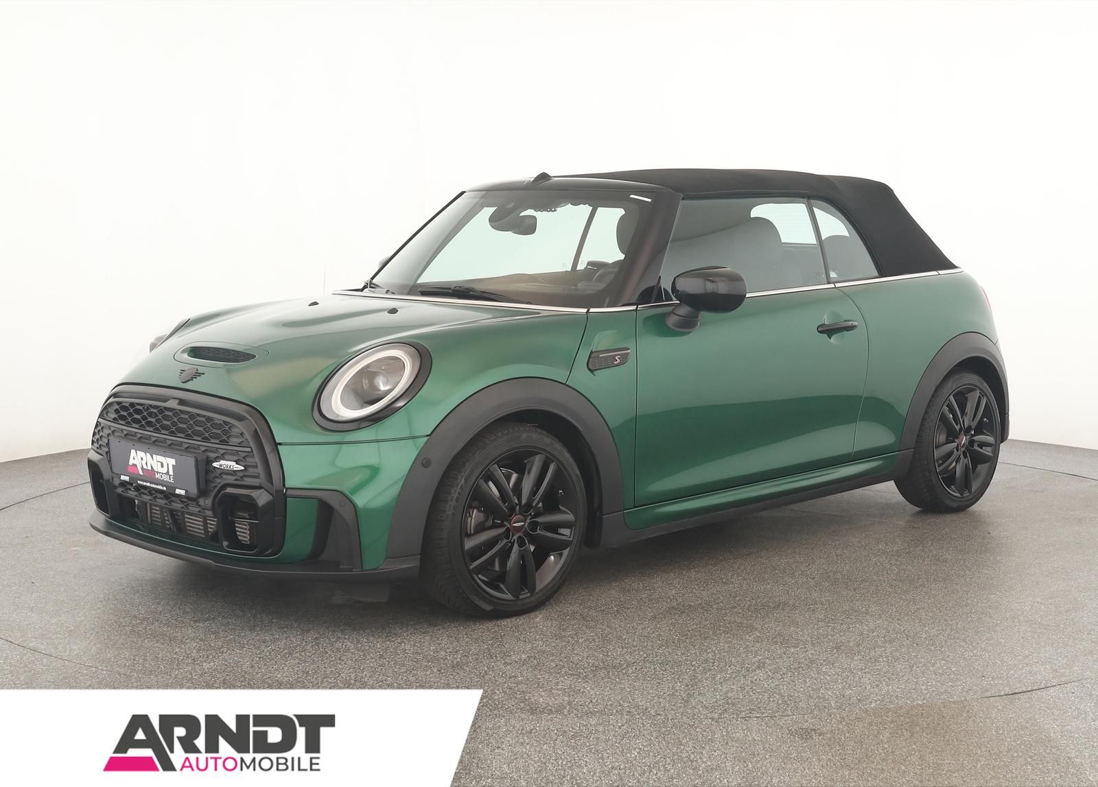 MINI Cooper S Cabrio JCW Premium+ - Samsaru's Car Outlet