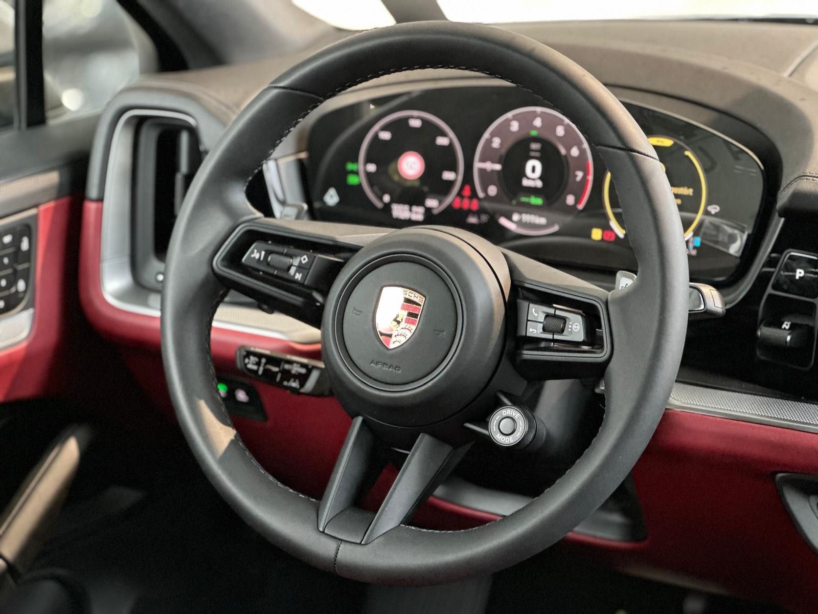 Porsche Cayenne S Hyb Coupe Facelift/gr-rot/AHK/Mtx/22
