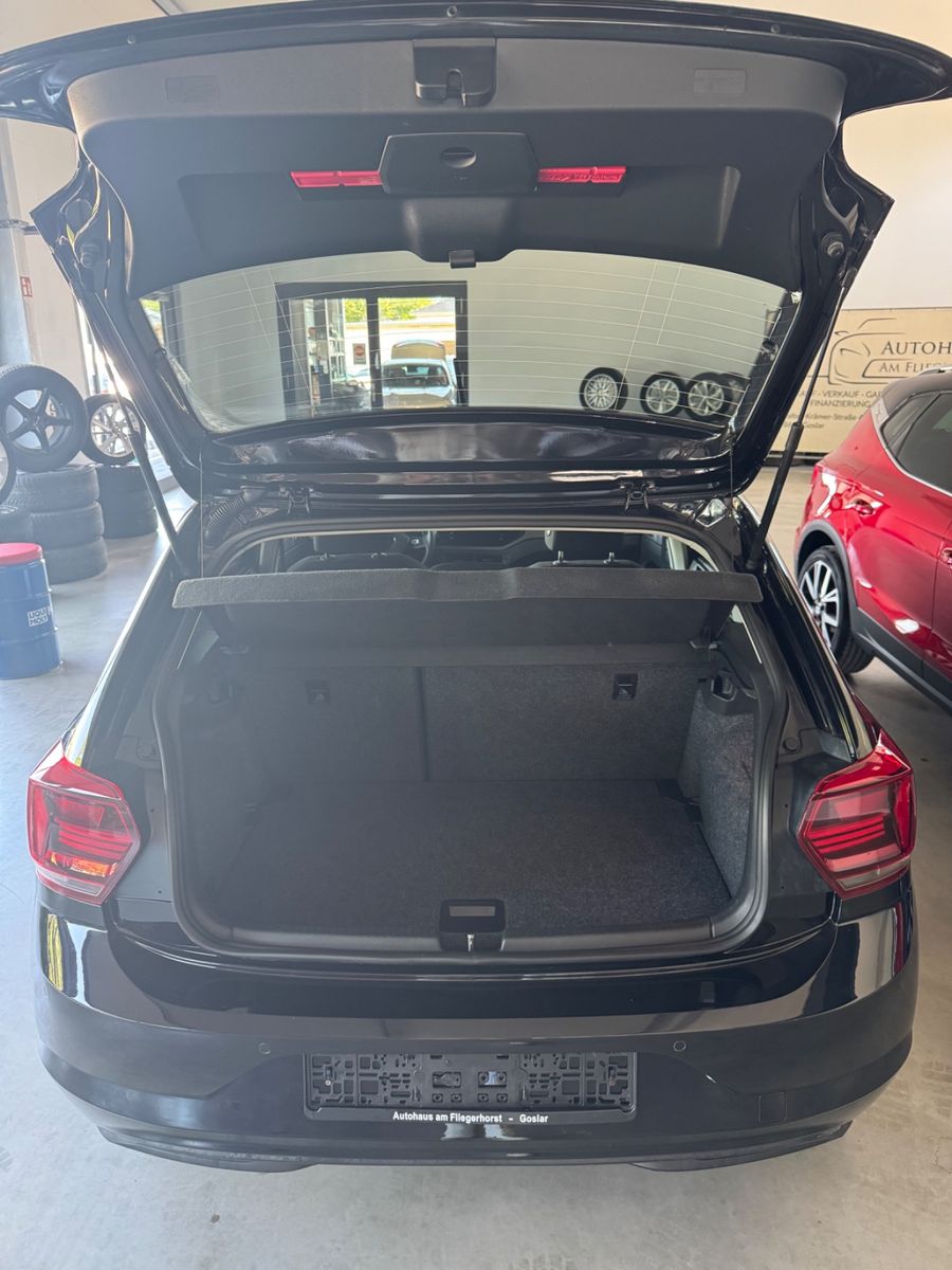 Volkswagen Polo VI 1.0 TSI Comfortline - Samsaru's Car Outlet
