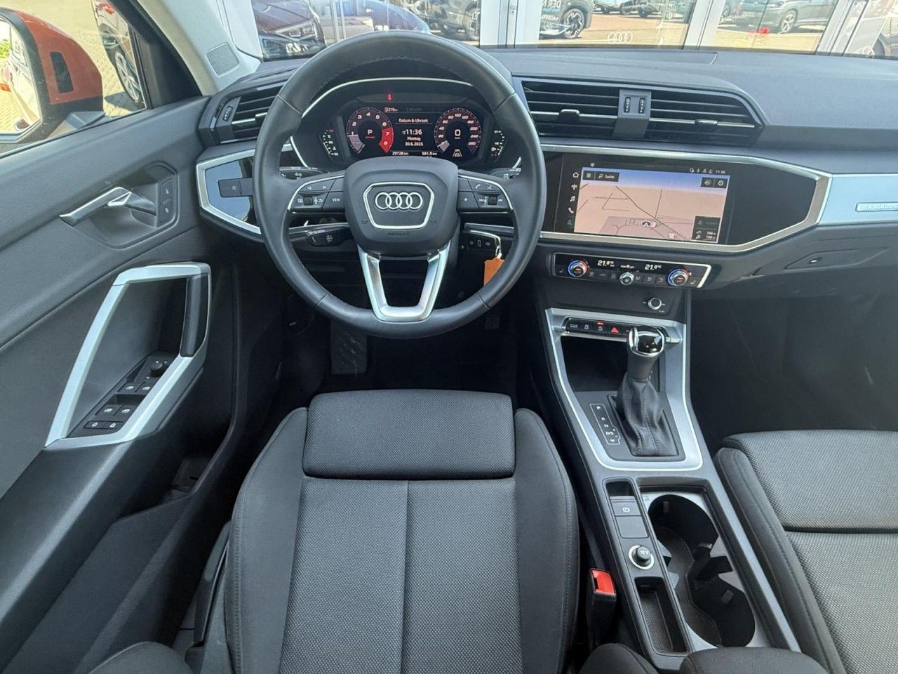 Audi Q3 45 TFSI quattro S-tronic - Samsaru's Car Outlet