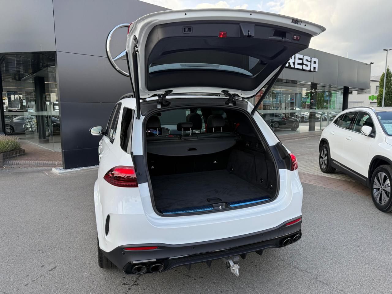 Mercedes-Benz GLE 53 AMG 4M+ Night StHzg AHK Pano HUD 21 Zoll