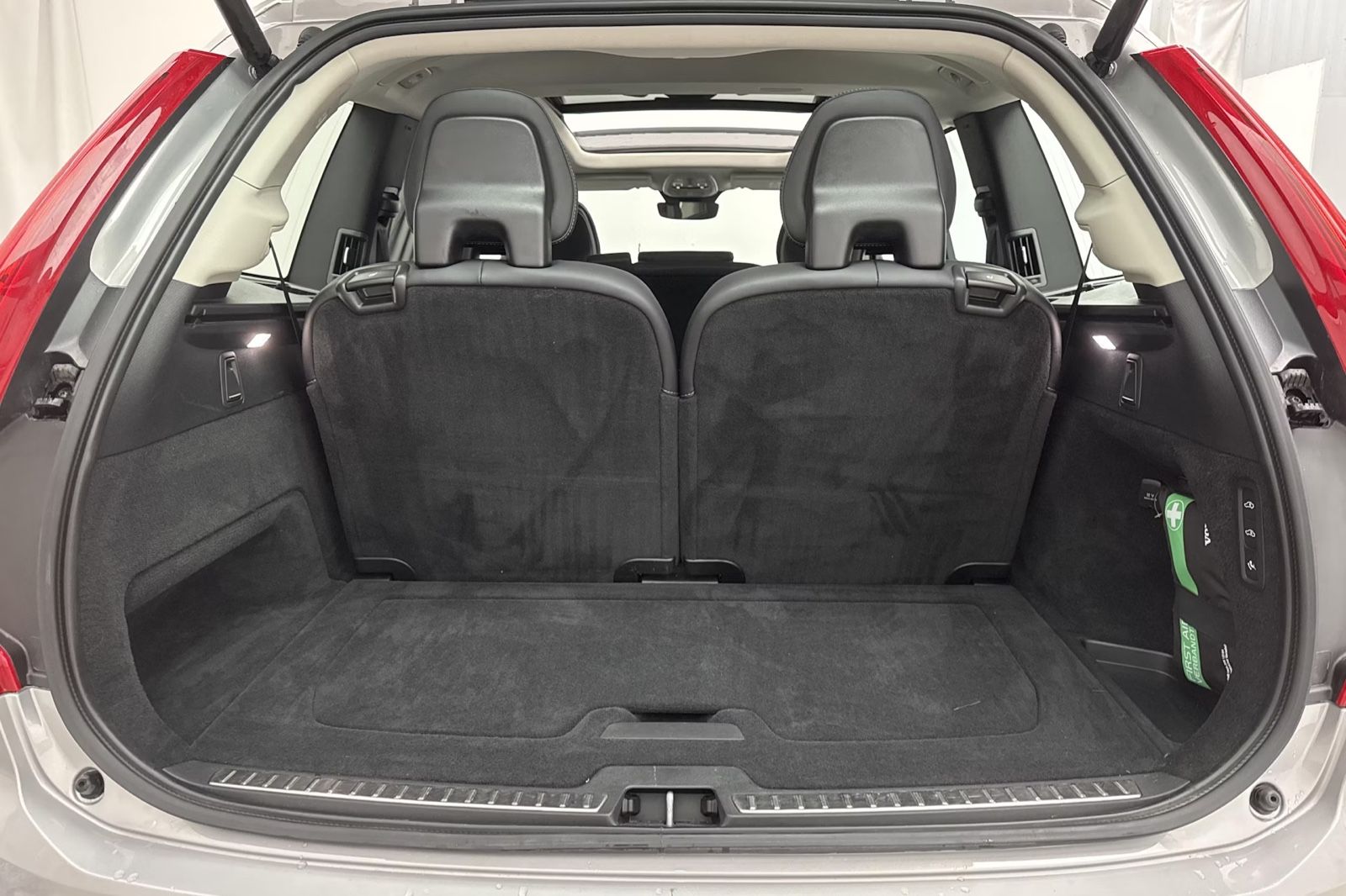 Volvo XC90 T8 AWD 456hp Plug-In ULT-Dark Recharge *VAT