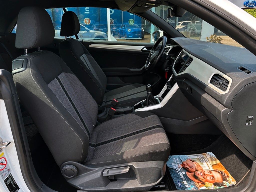 Volkswagen T-Roc Cabriolet Style - Samsaru's Car Outlet