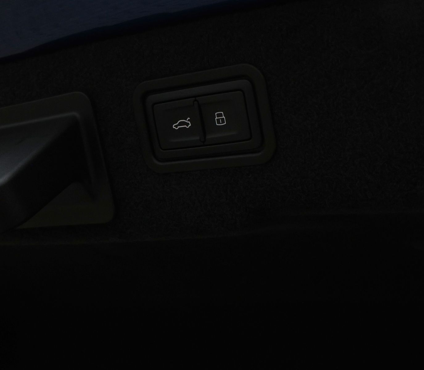 Audi A8 50 TDI quattro S line - Samsaru's Car Outlet