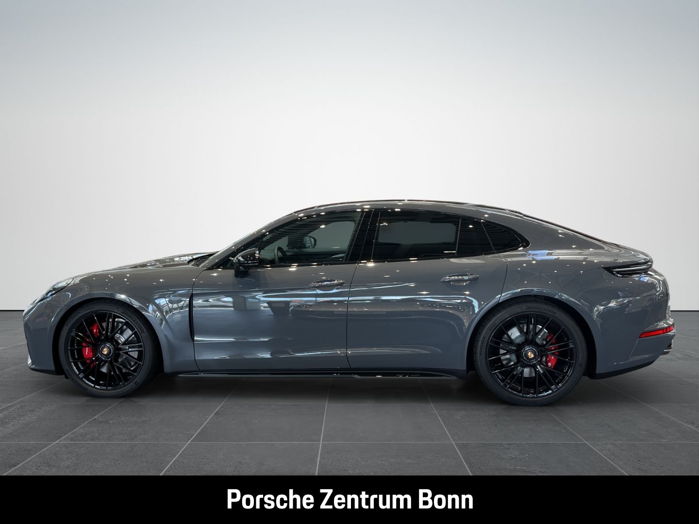 Porsche Panamera GTS BOSE Sport Chrono Sportabgasanlage