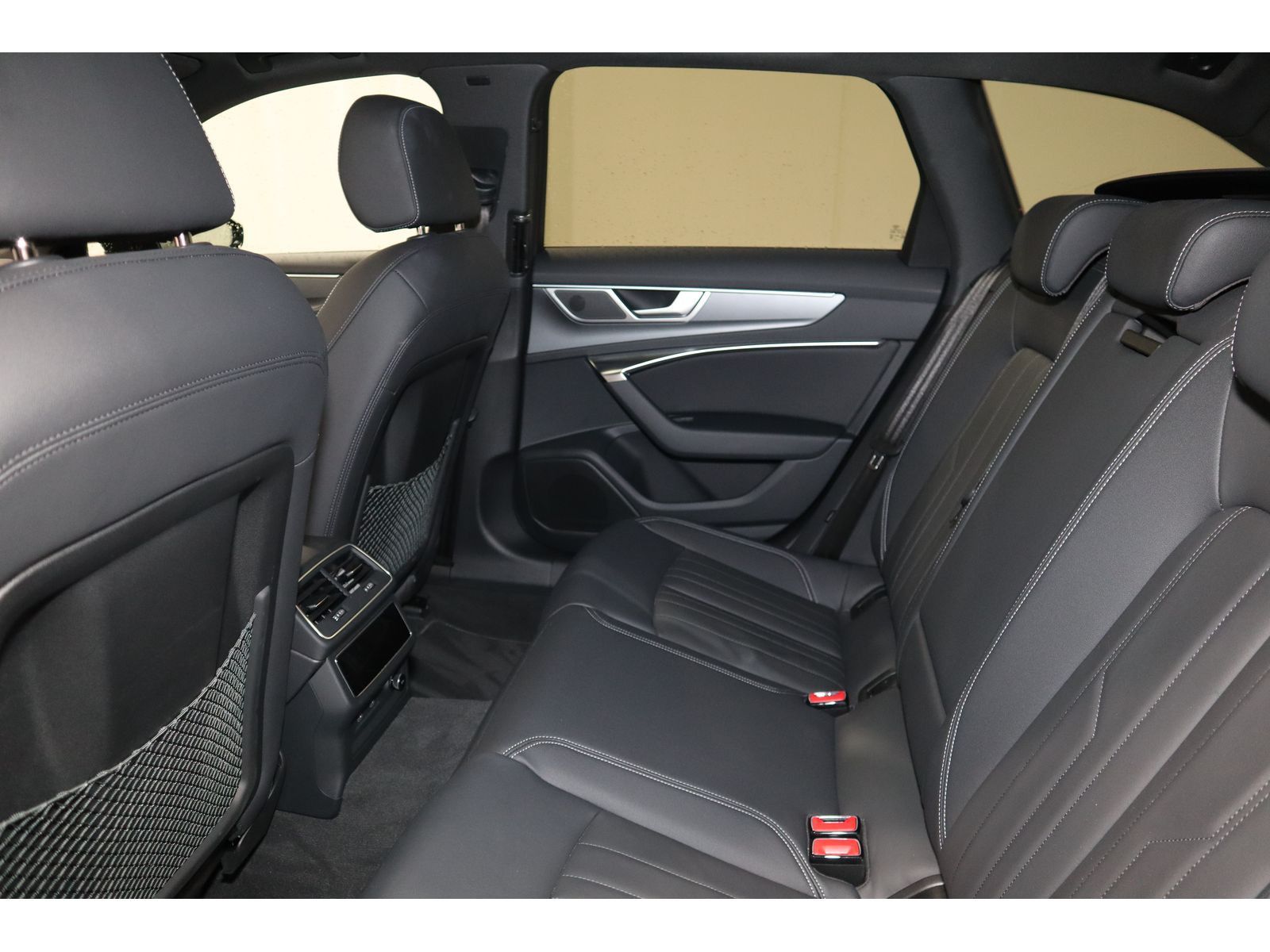 Audi A6 Avant 35 TDI advanced - Samsaru's Car Outlet