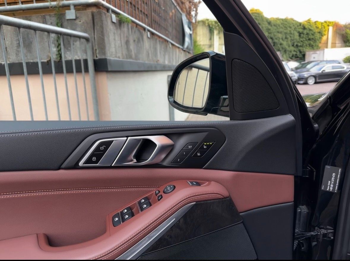 BMW X5 xDr45e PANO*Laser*Sitzkl*Massage*AHK*DA-Prof