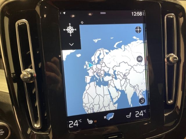 Volvo XC40 T3 Momentum Pro Automatik LED Navi Pano PDC
