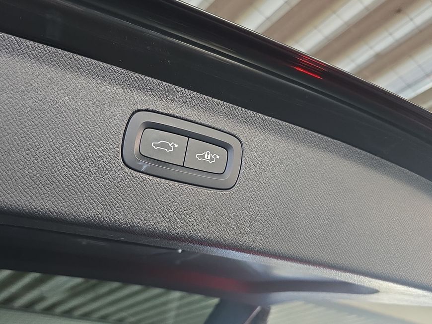 Volvo XC90 T8 AWD Recharge Plus Dark