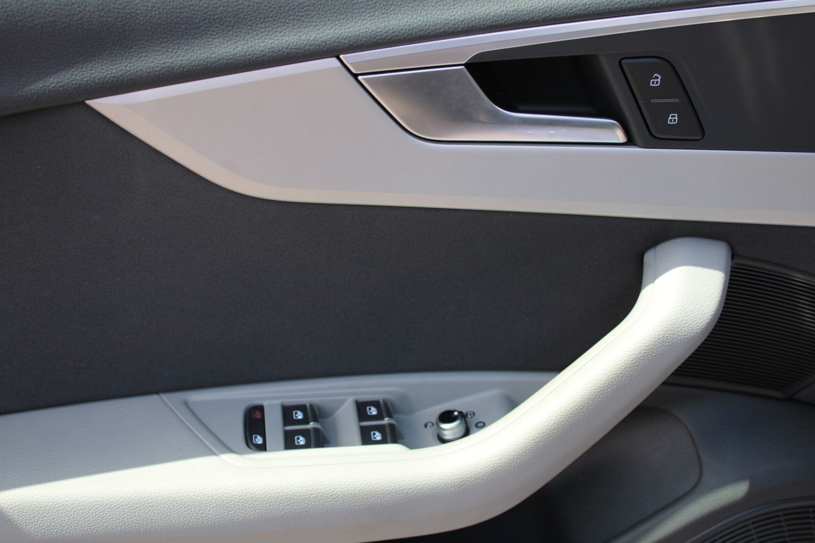 Audi A4 Avant 40 TDI - Samsaru's Car Outlet