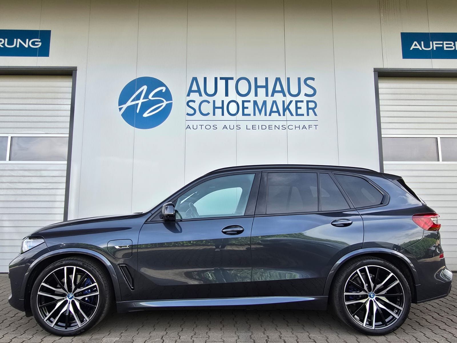 BMW X5 xDrive45e M Sport*Merino*AHK,Pano,B&W HIFI