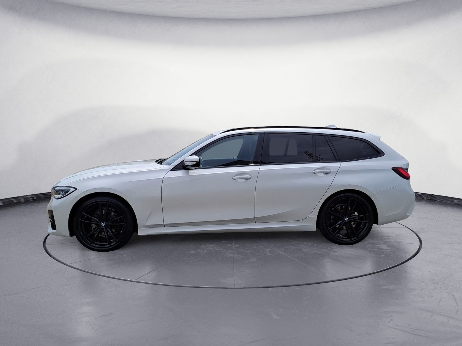 BMW 320d Touring M Sport - Samsaru's Car Outlet