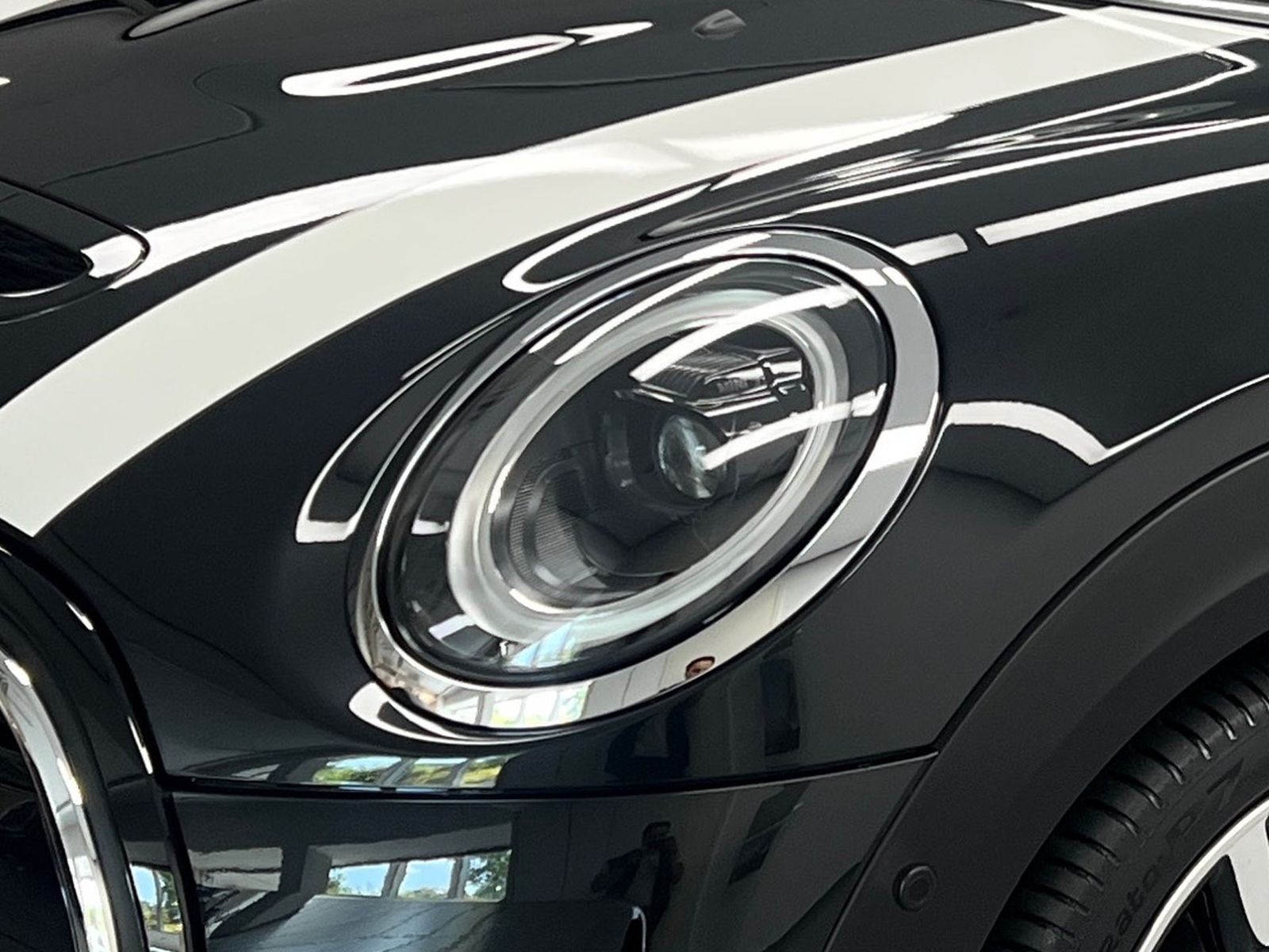 MINI Cooper SE - Samsaru's Car Outlet