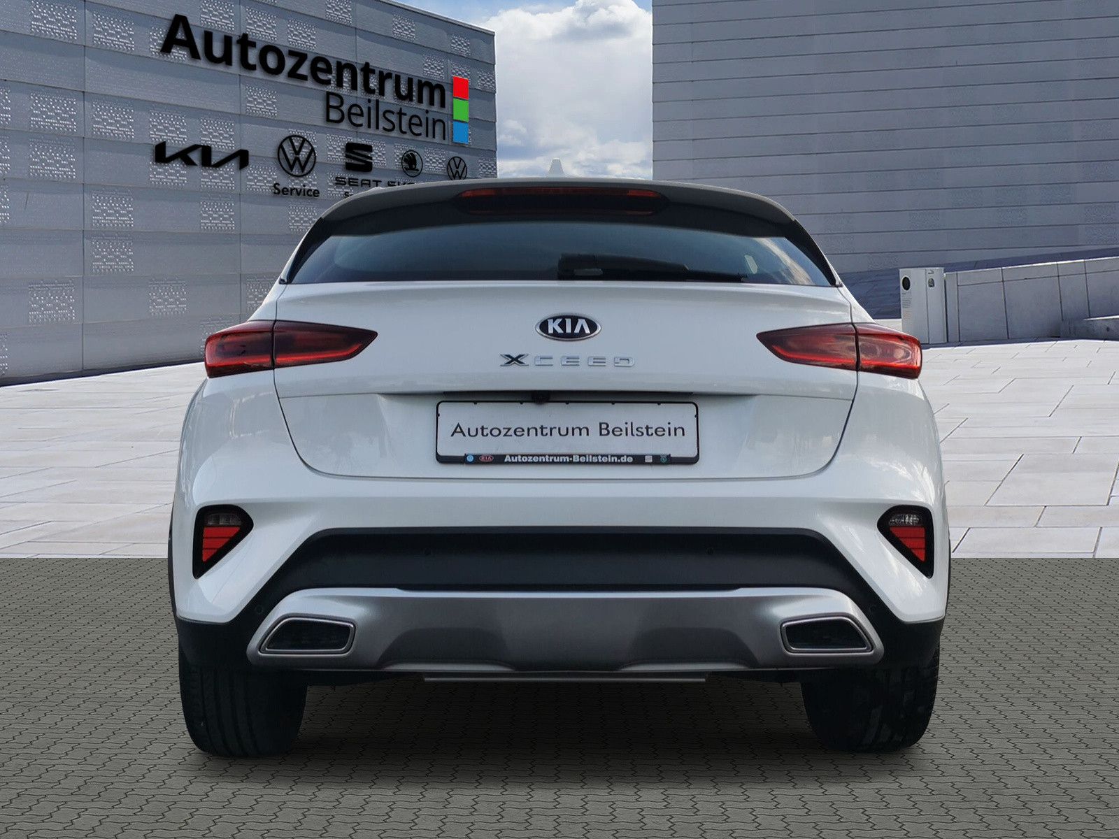 Kia XCeed 1.6 PHEV DCT Spirit - Samsaru's Car Outlet