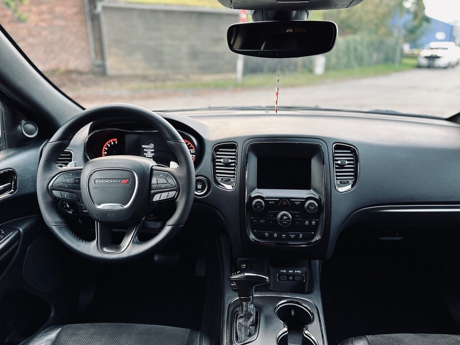 Dodge 3,6 V6*LED*PDC*LEDER*7 SITZER*20 ZOLL*NAVI*
