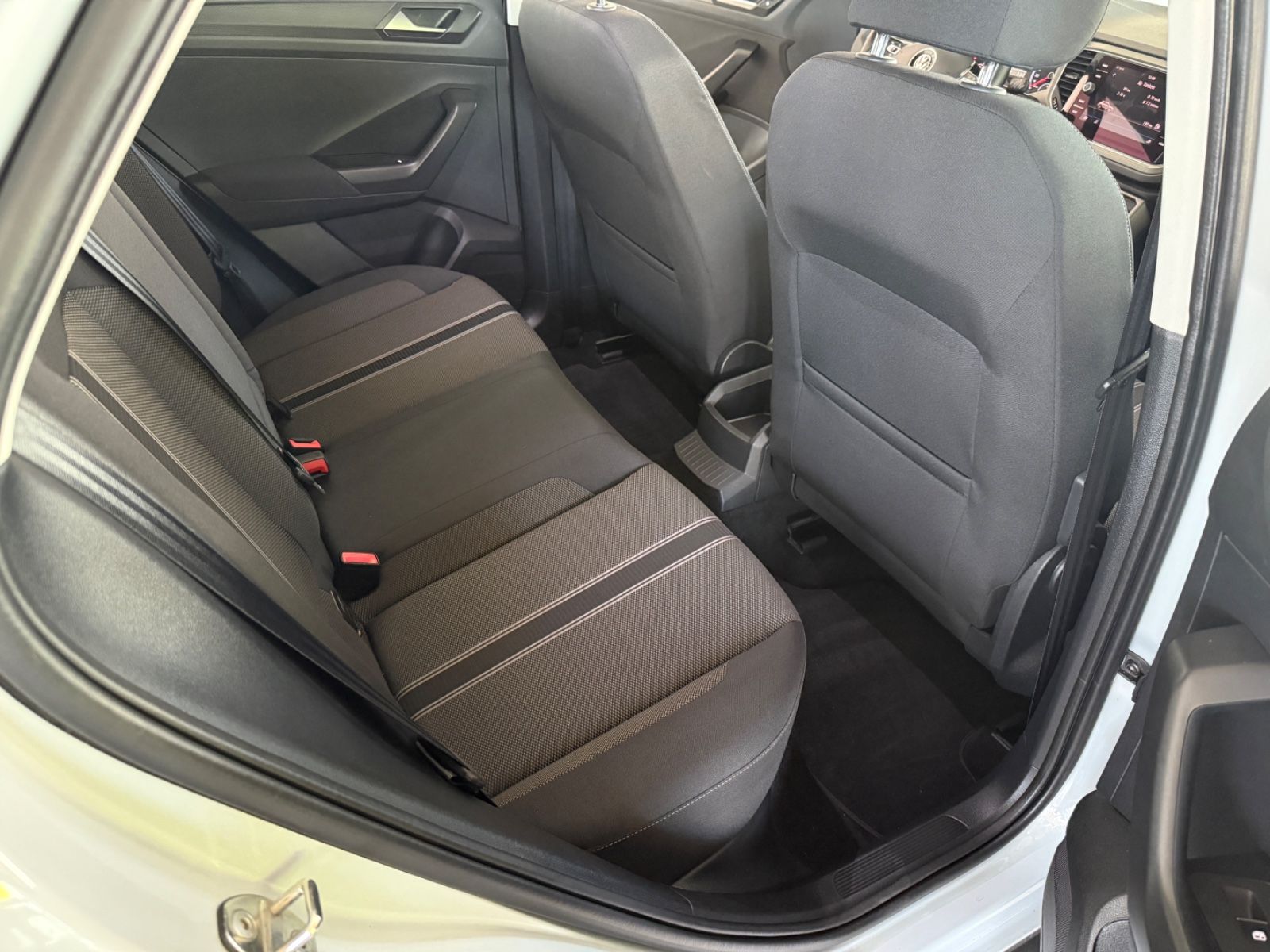 Volkswagen T-Roc Style 4Motion - Samsaru's Car Outlet